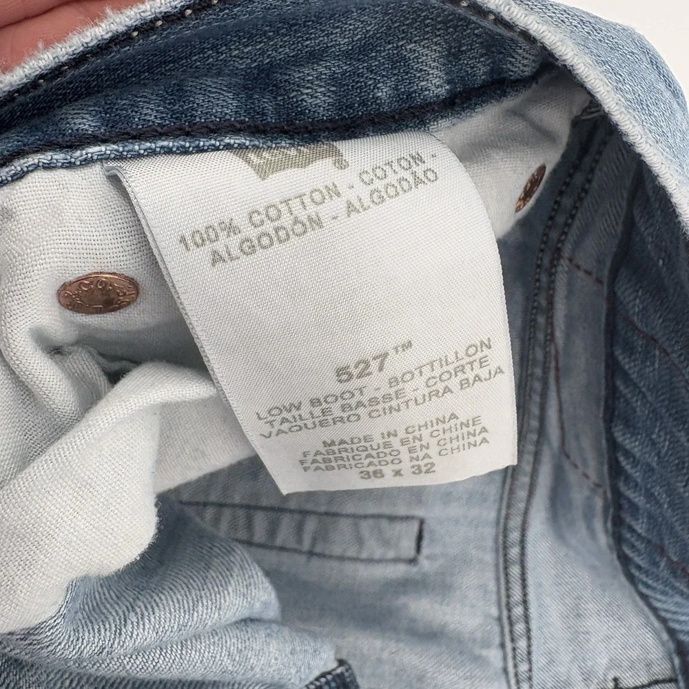 Levi's 527 Low Bootcut Jeans Men 36x32 Light Wash Denim Cotton Blend Y2K